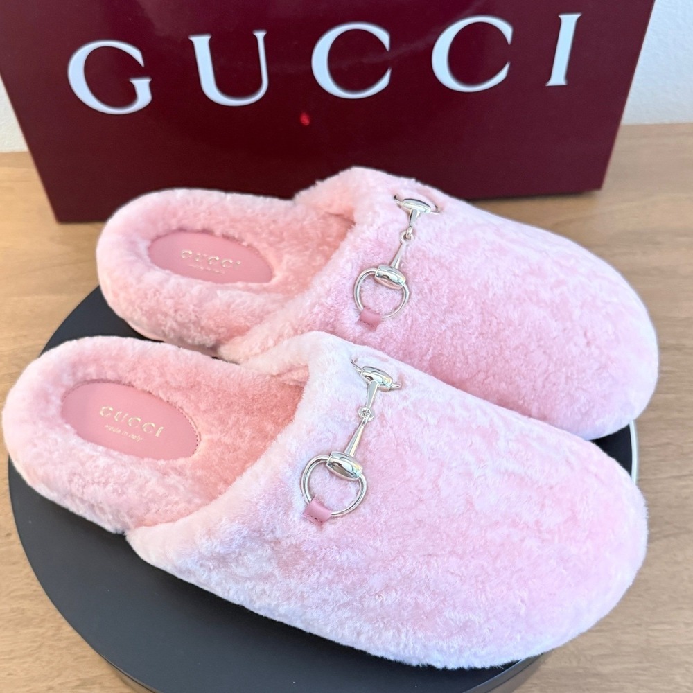 Gucci Horsebit Pink Silky Merino Wool Slippers 852877 Unisex 40 FITS like sz 11